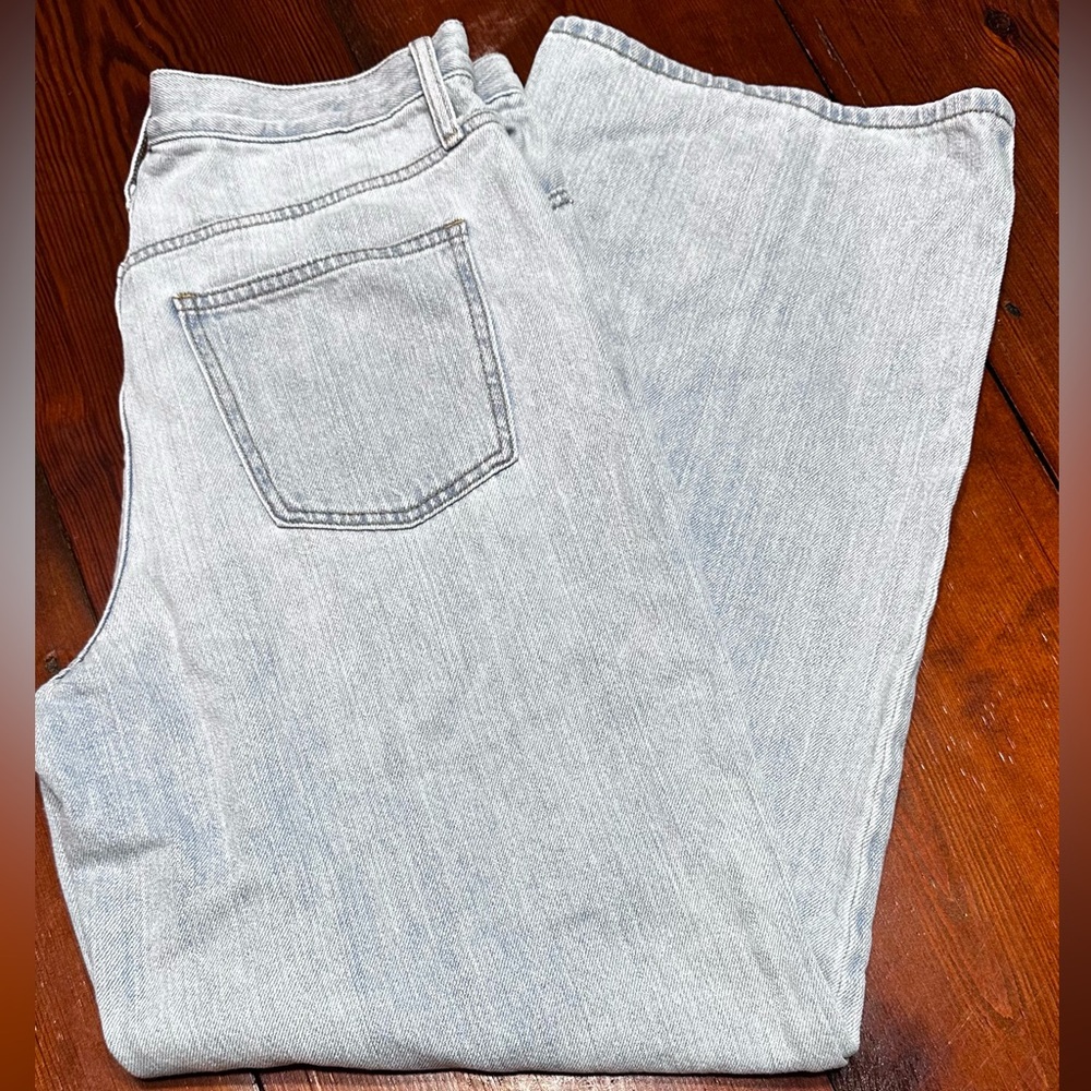 Universal Threads wide leg jeans